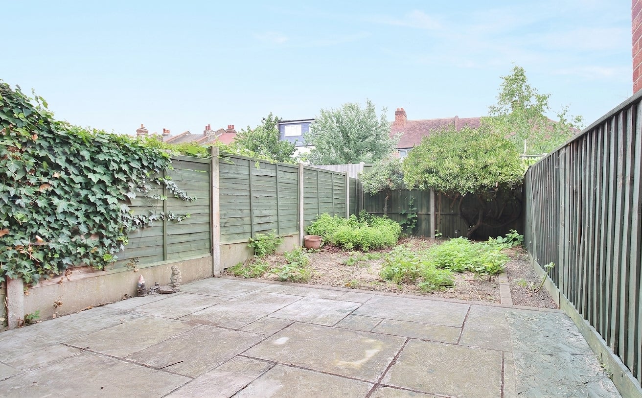 House Deepwell Close in Greater London