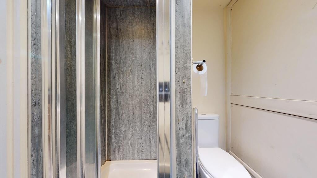 Flat Ash Grove in Greater London