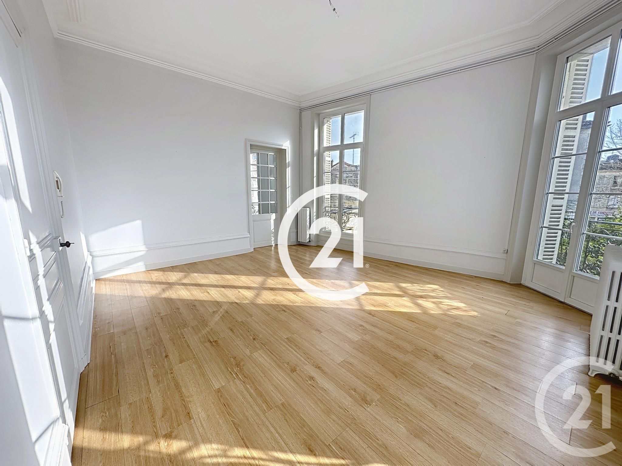Appartement Place François 1er à Cognac