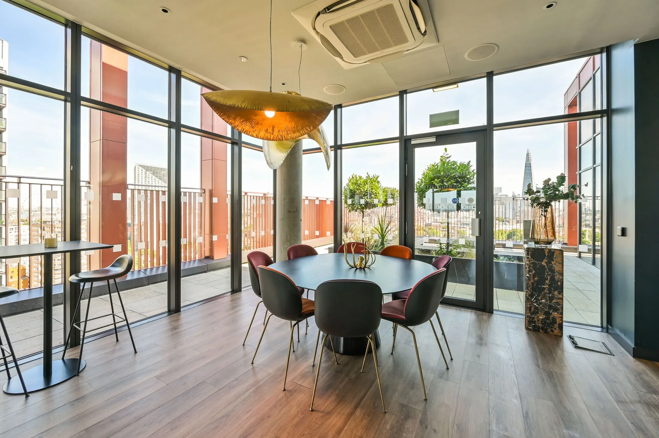 Flat New Lion Way in Greater London