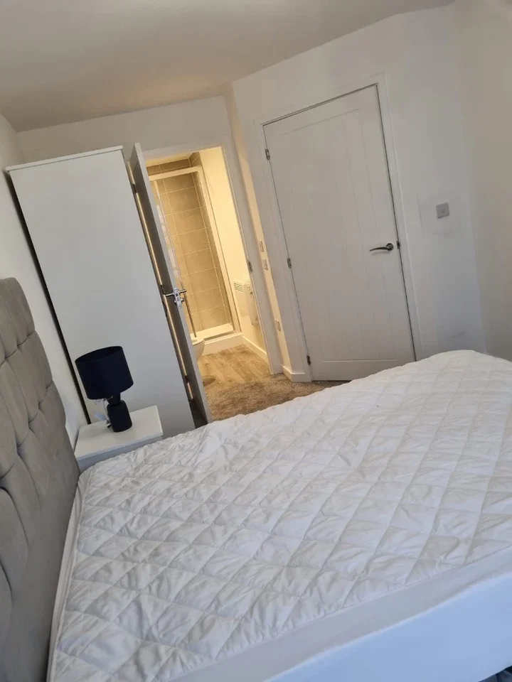 Room Henley Approach in Gravesham