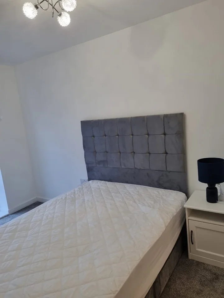 Room Henley Approach in Gravesham