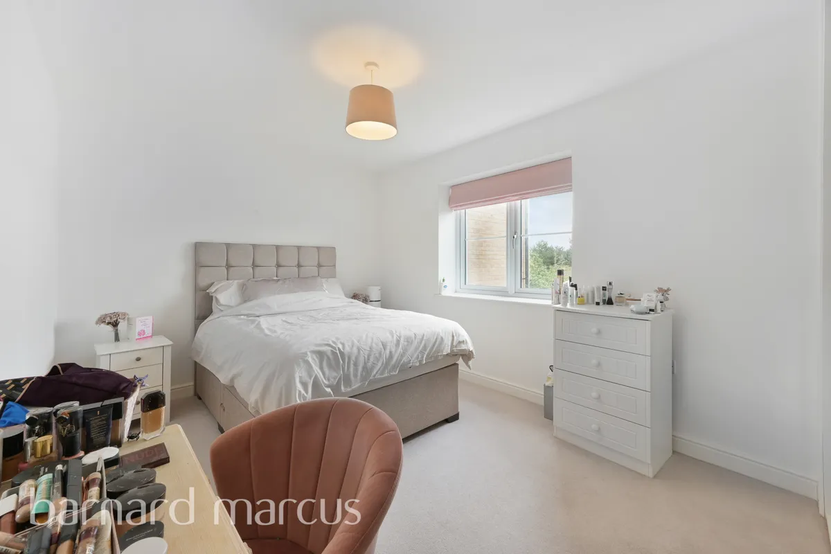 House Ceres Crescent in Epsom and Ewell