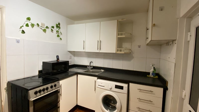 Room Dover Street in Maidstone