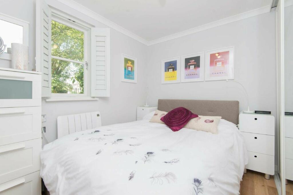 Flat Fulham Road in Greater London