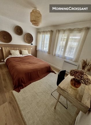 Flat Rue Jules Moulet in Marseille