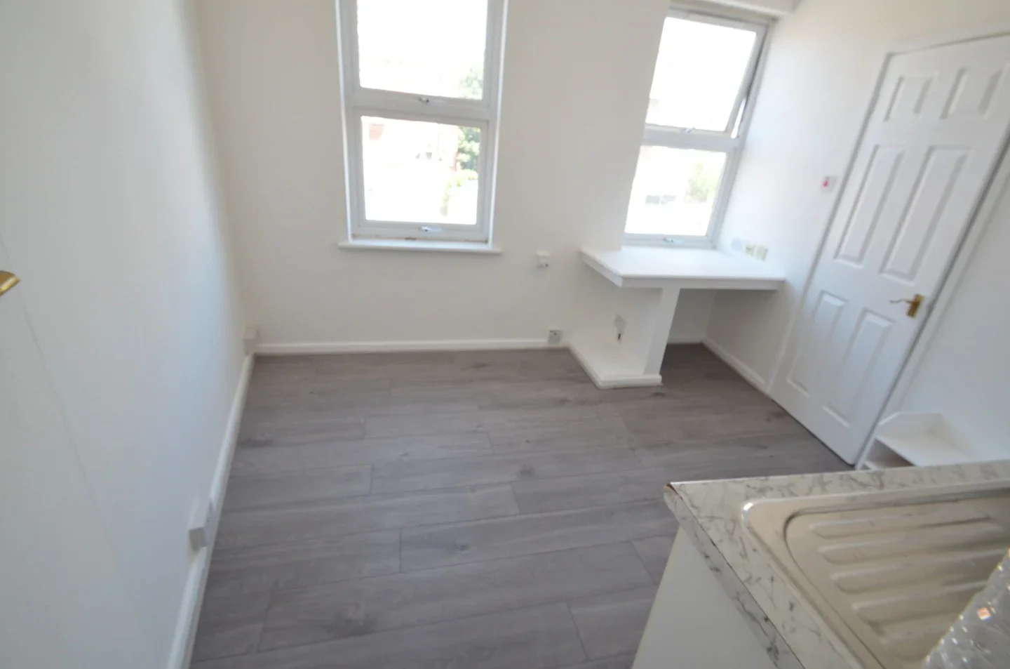 Flat Chingford Road in Greater London