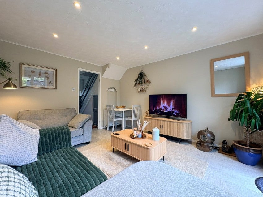 House Gills Close in Penryn