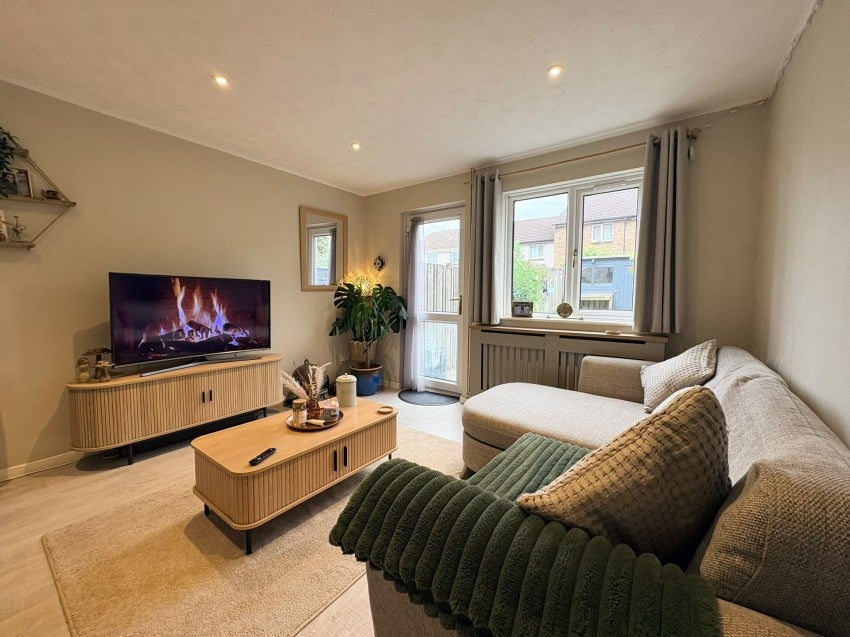 House Gills Close in Penryn