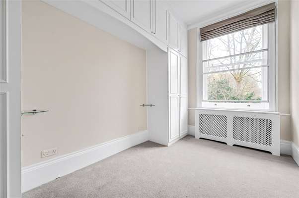 Flat Fulham Road in Greater London