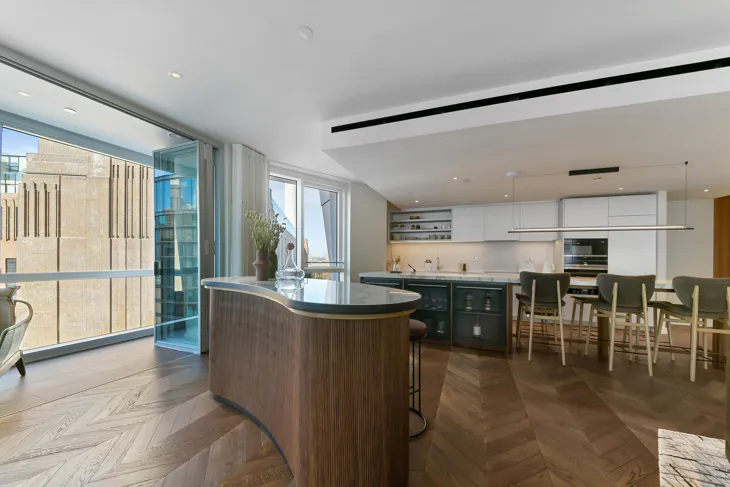 Flat Prospect Way in Greater London
