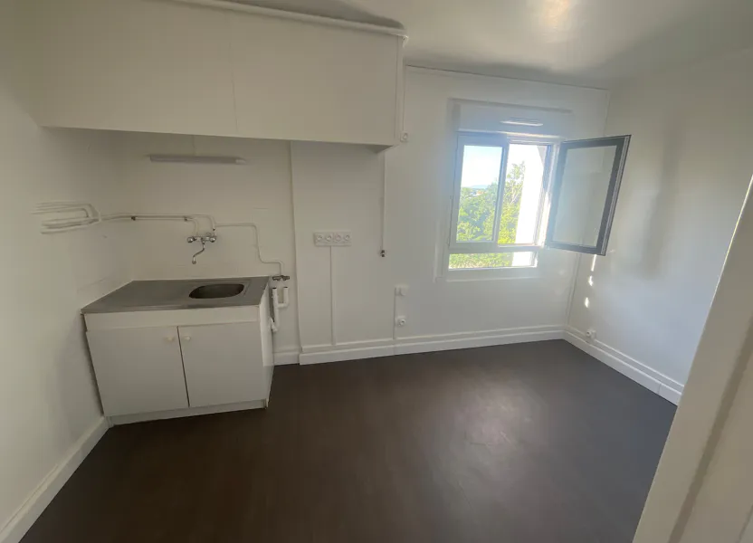 Appartement Place Henri de Lacaze-Duthiers à Perpignan