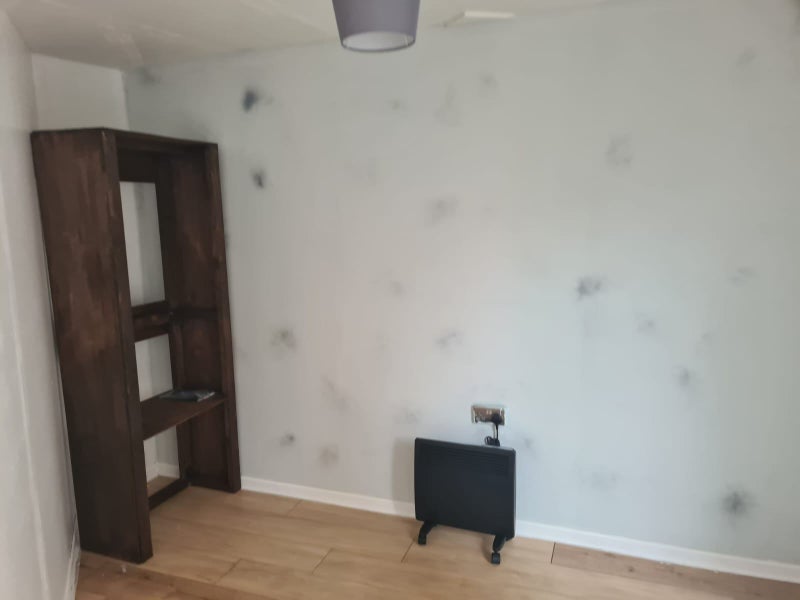 Room Wrenthorpe Road in Greater London