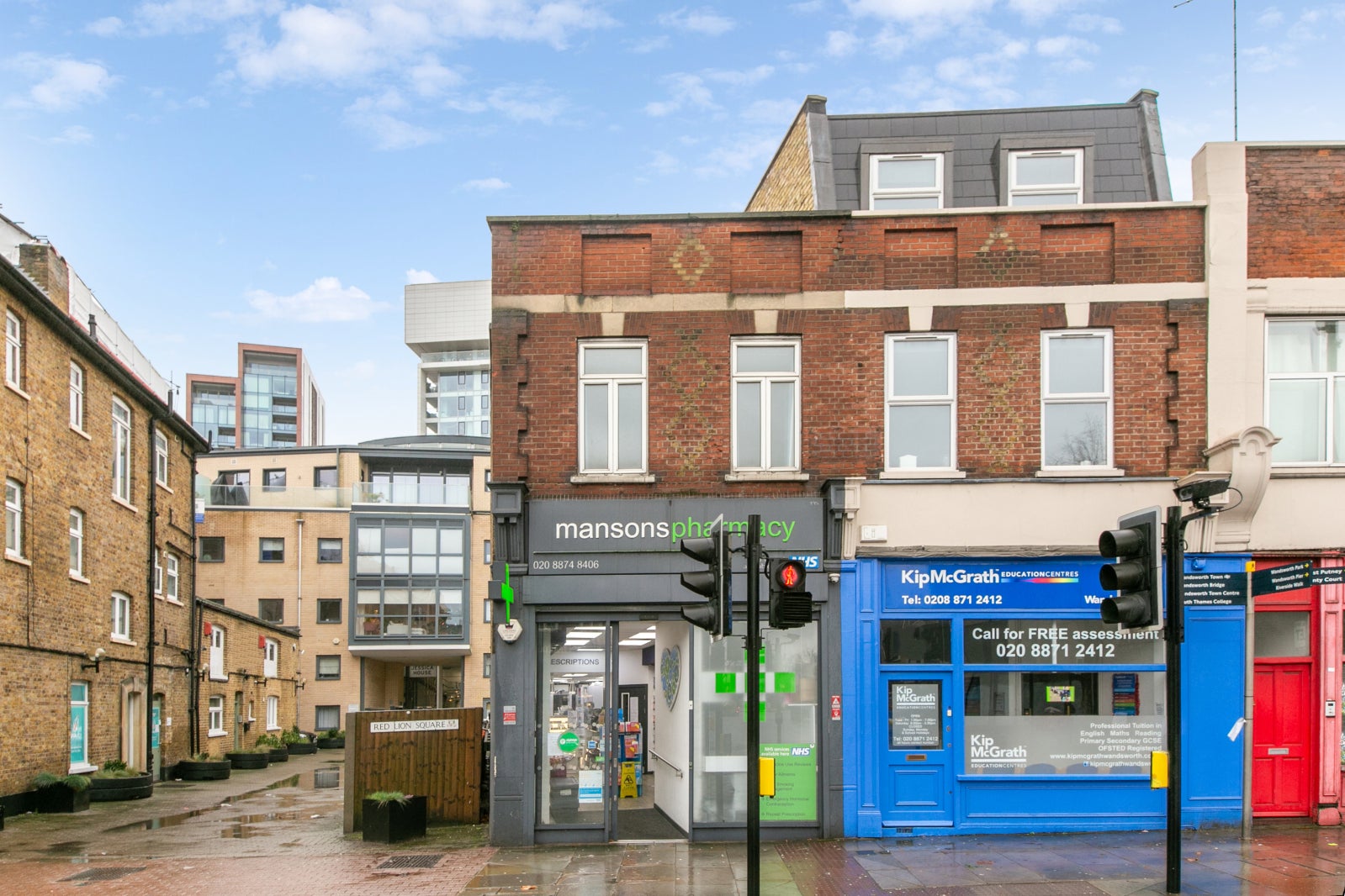 Flat Wandsworth High Street in Greater London