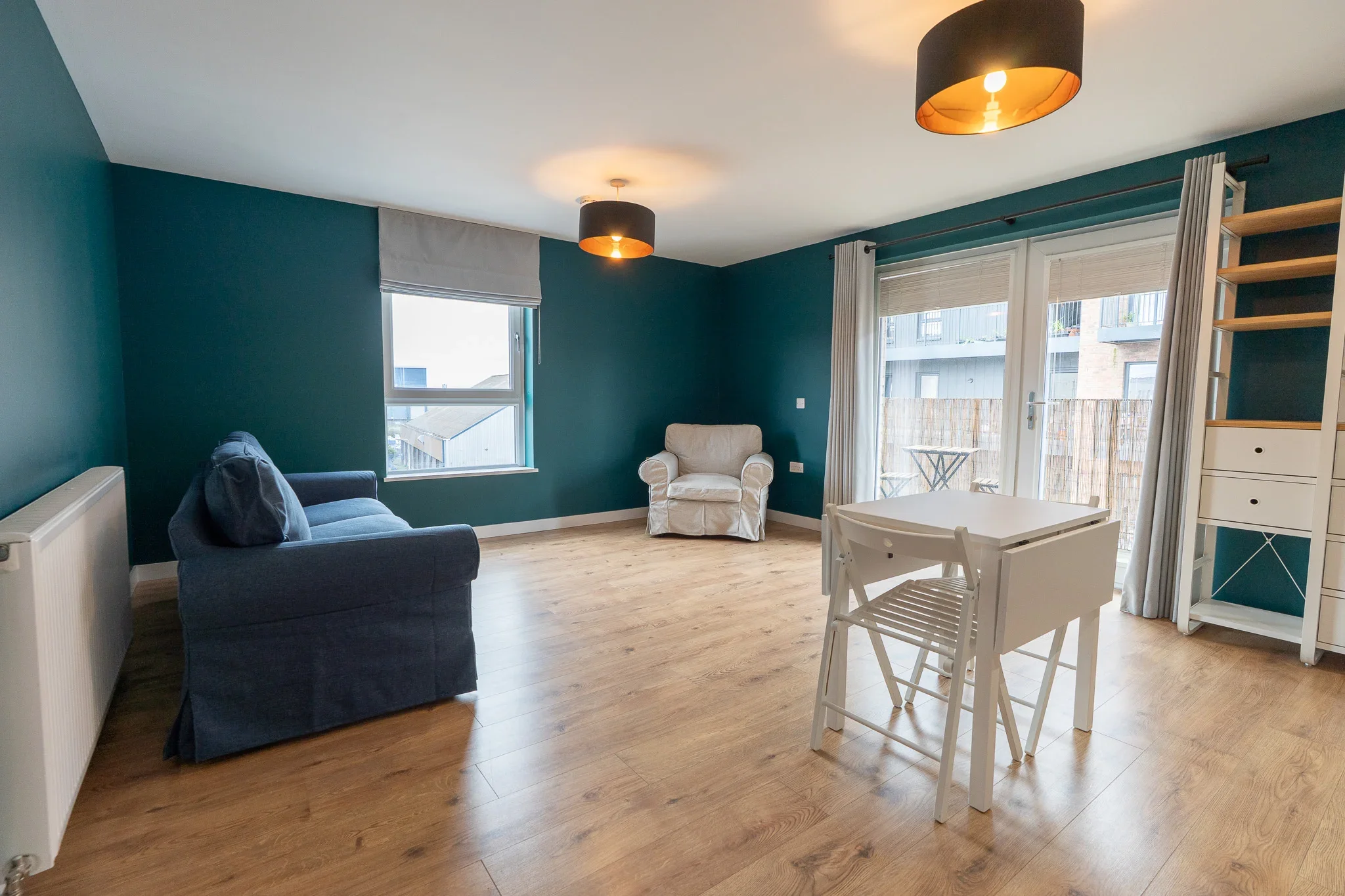 Flat Pillans Place in City of Edinburgh