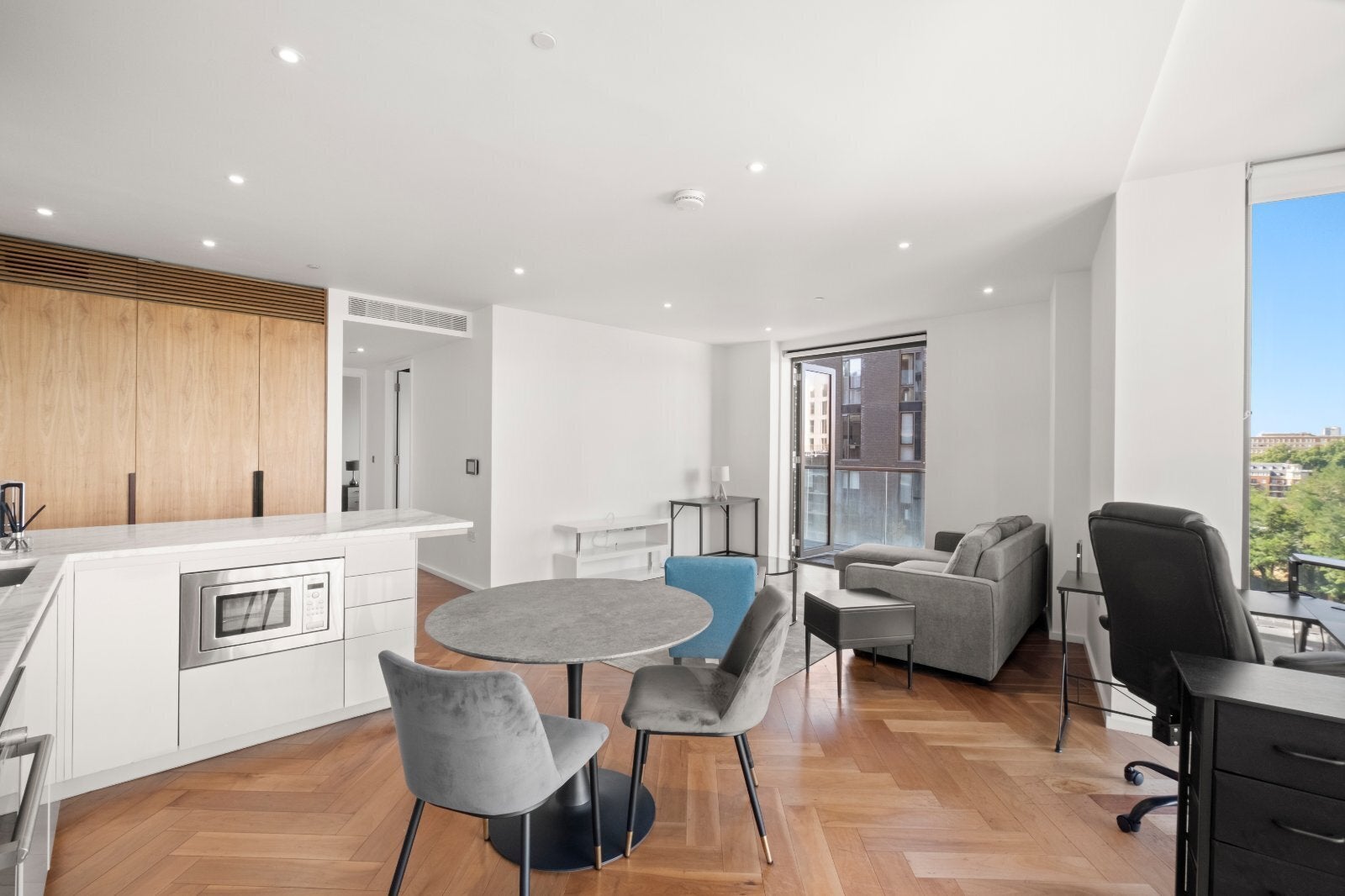 Flat New Union Square in Greater London