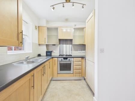 Flat Holywell Drive in Warrington