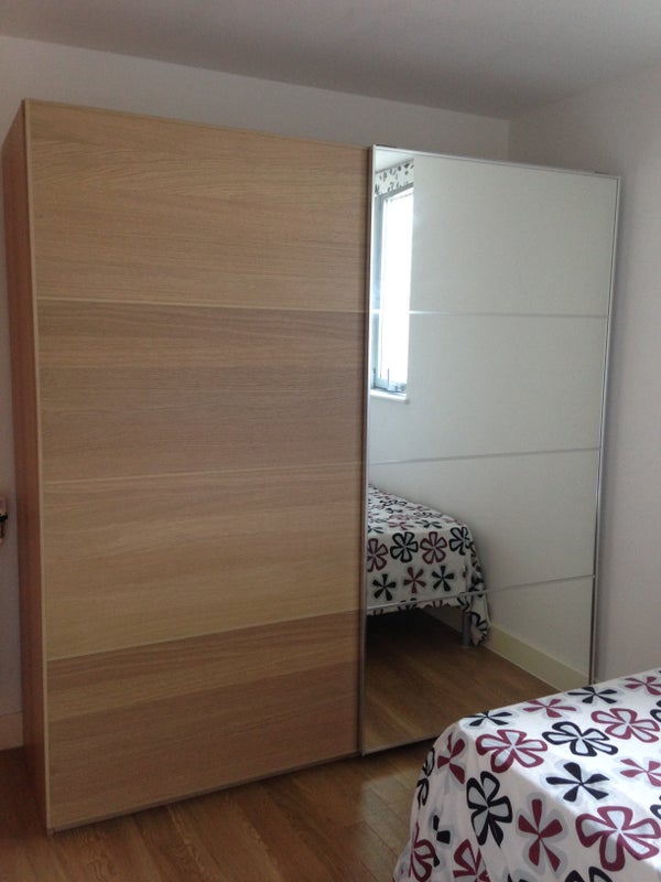 Room Cornmill Lane in Greater London