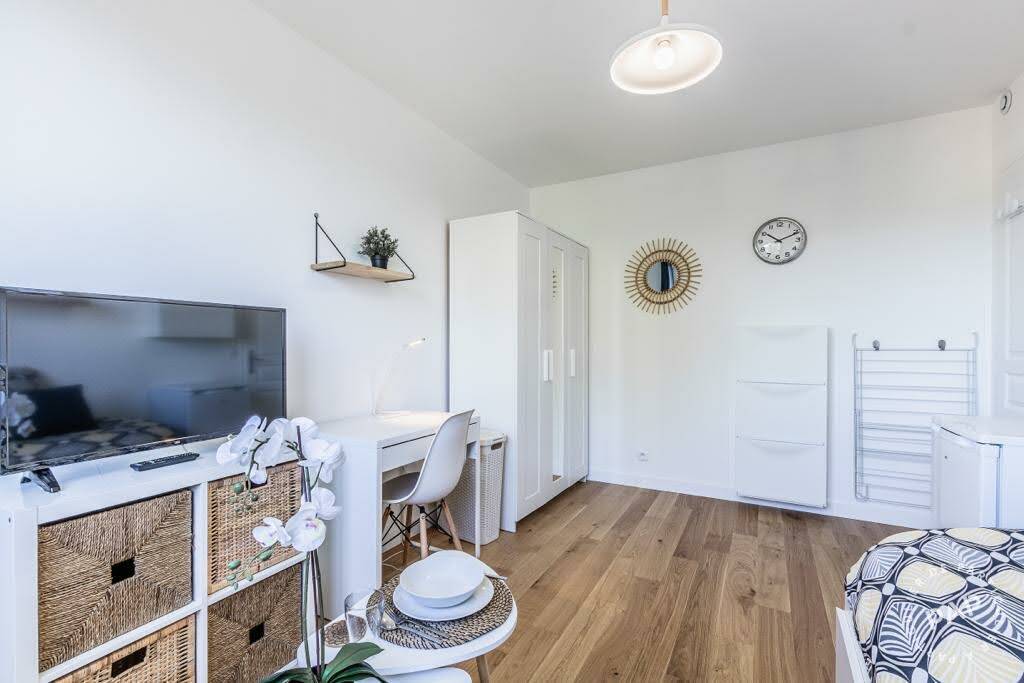 Chambre Rue de la Gare à Noisy-le-Sec