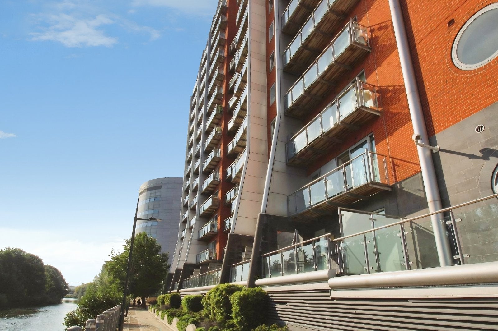Flat Whitehall Quay in Leeds