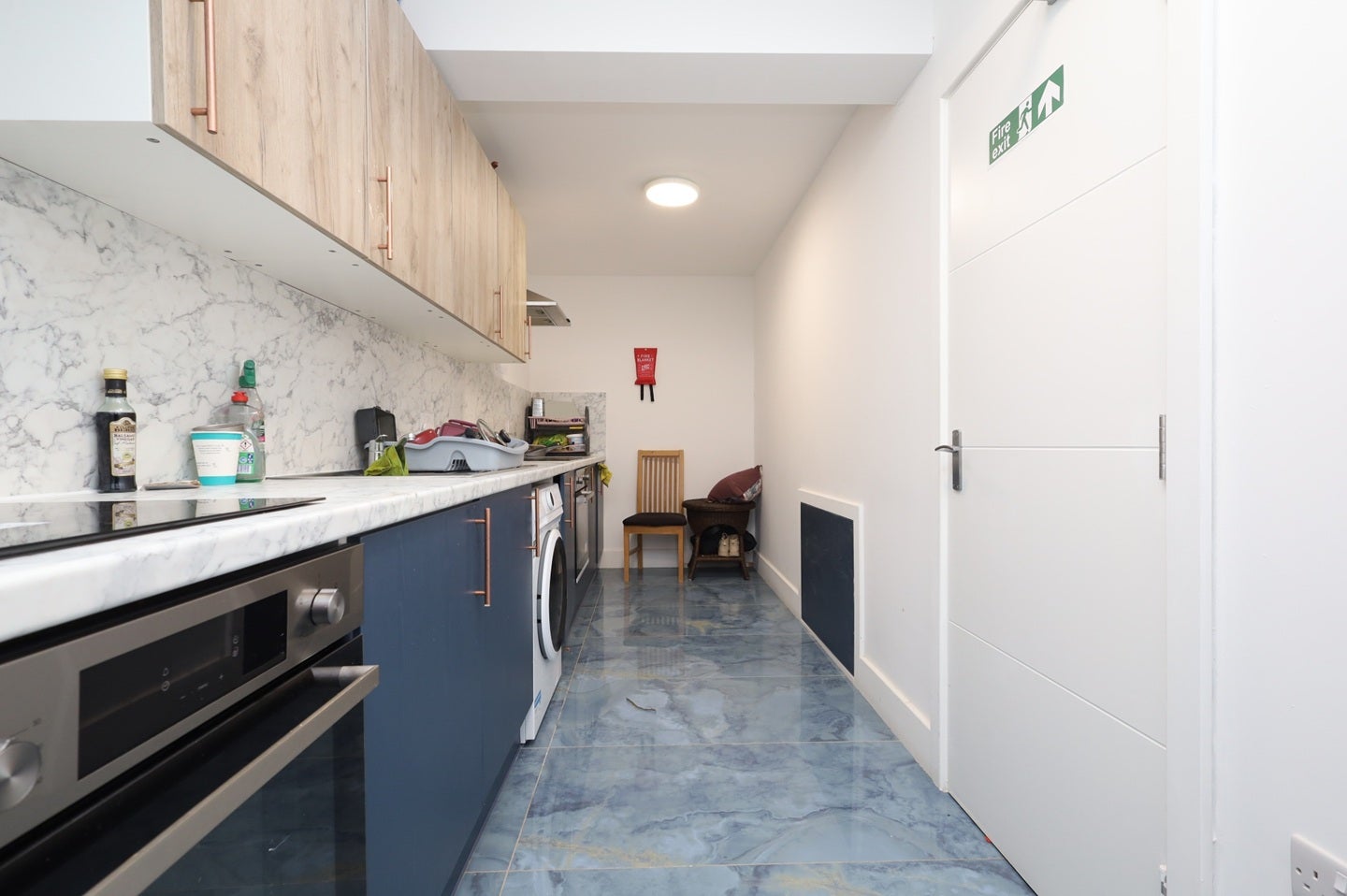 Flat Hazeltree Lane in Greater London