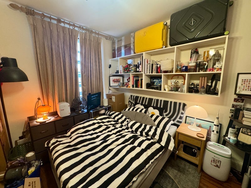 Room Haven Lane in Greater London