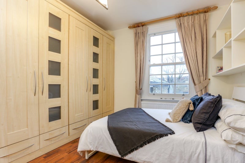 Room Haven Lane in Greater London