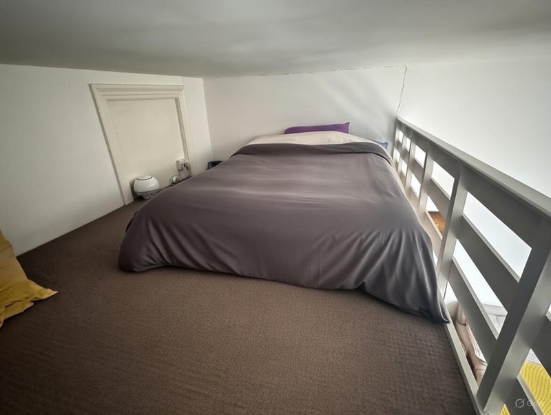 Room Park Avenue South in Greater London