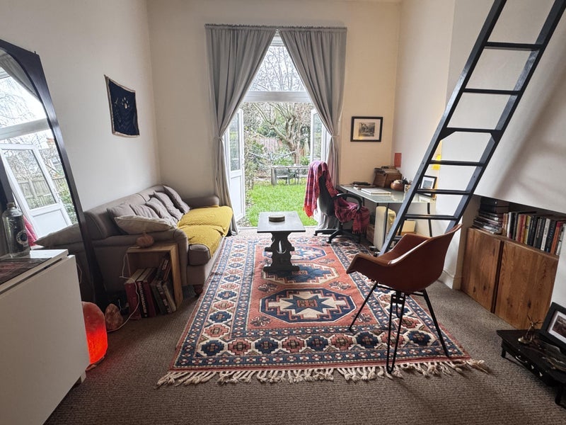 Room Park Avenue South in Greater London