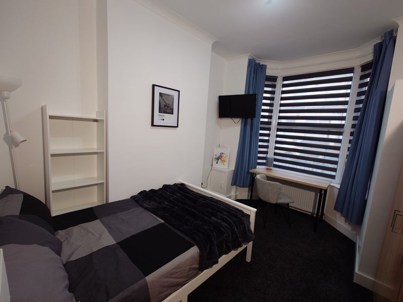 Room Ullswater Street in Liverpool