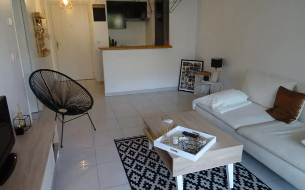 Flat Boulevard de la Grotte Rolland in Marseille