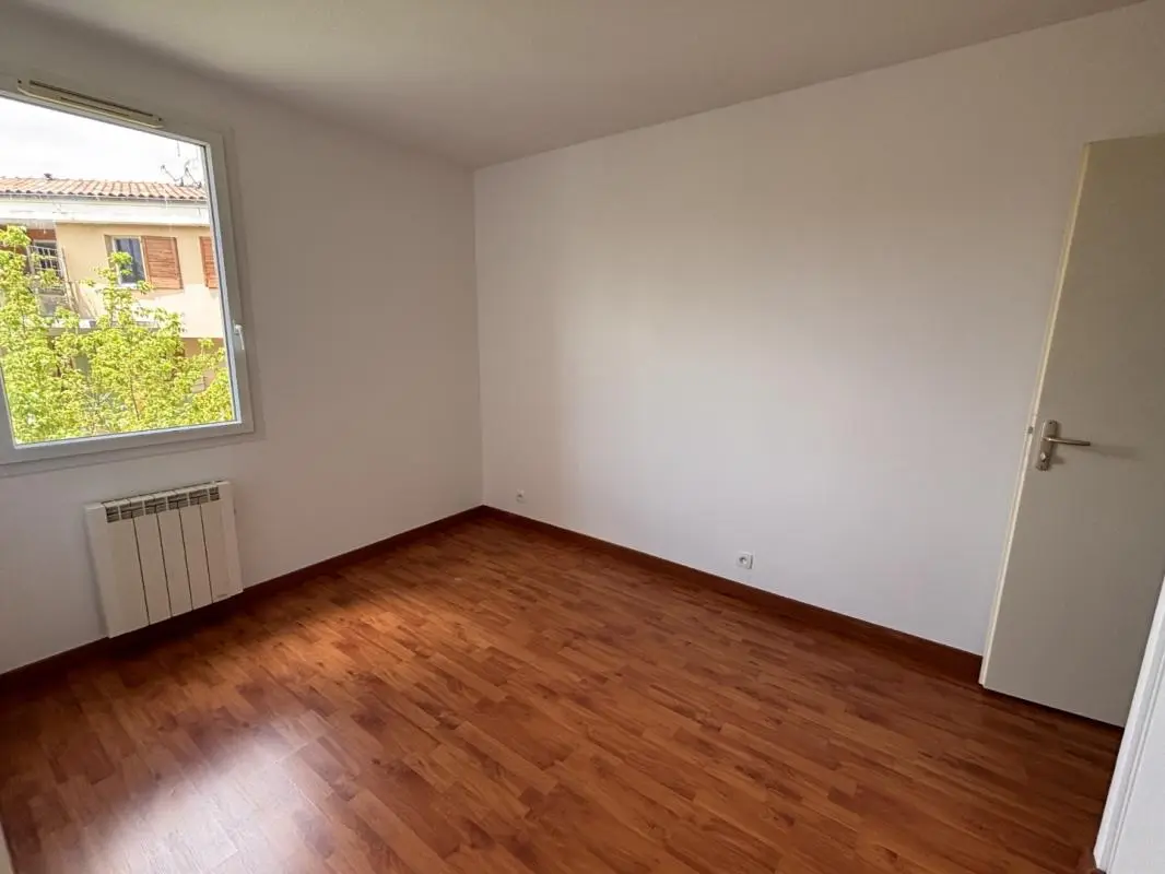 Appartement Rue de l'Abbé Breuil à Muret