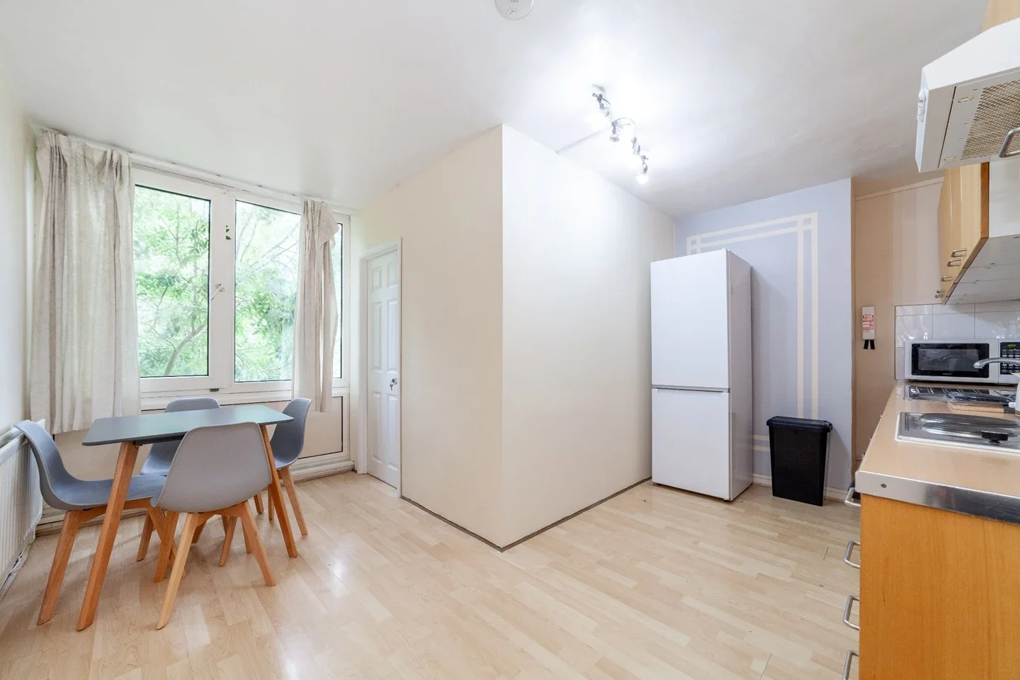 Room Sherfield Gardens in Greater London