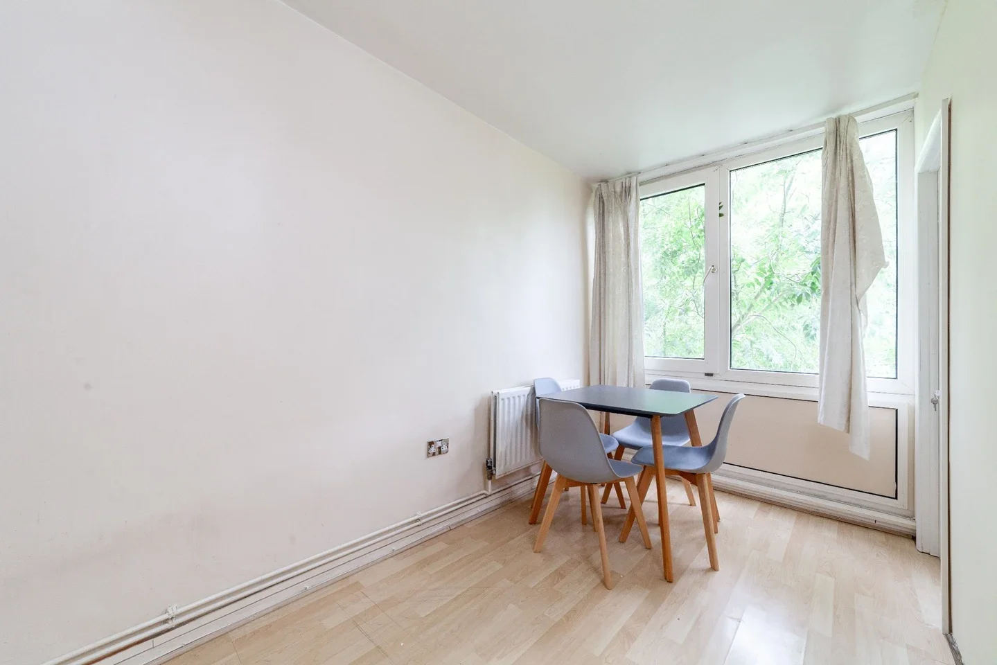 Room Sherfield Gardens in Greater London