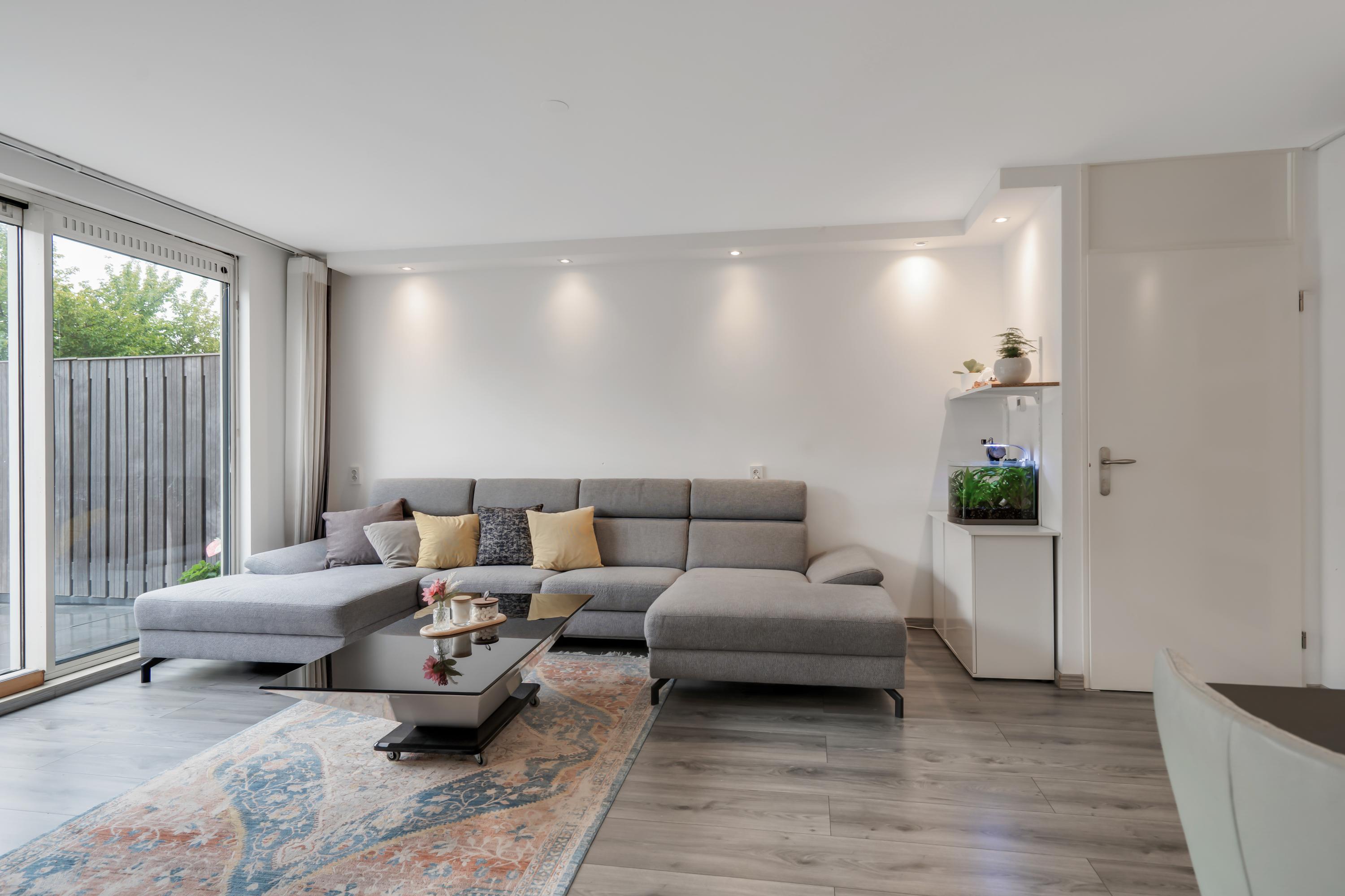Tussenwoning te koop: Eleonorastraat 127, Vlaardingen