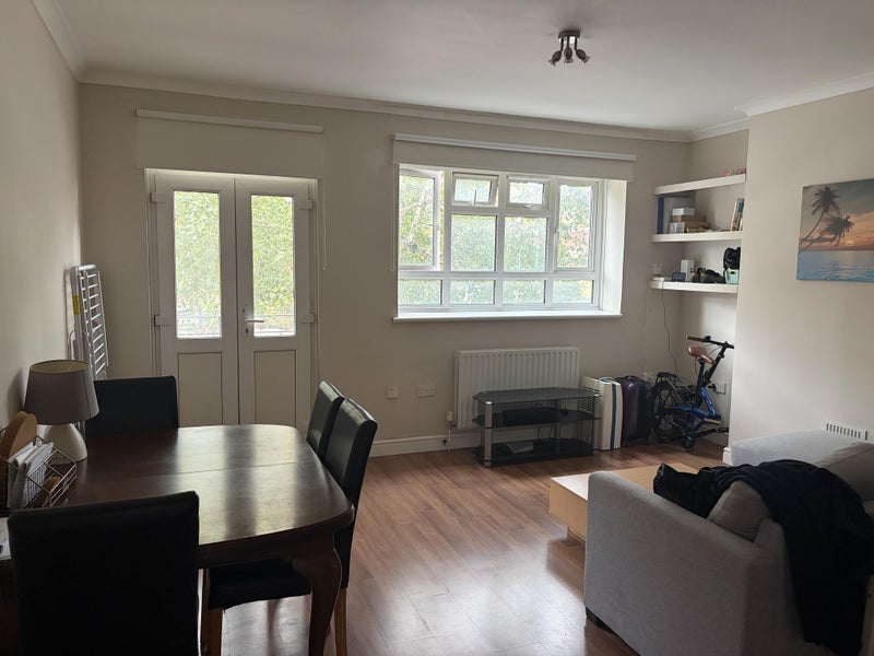 Room Fount Street in Greater London