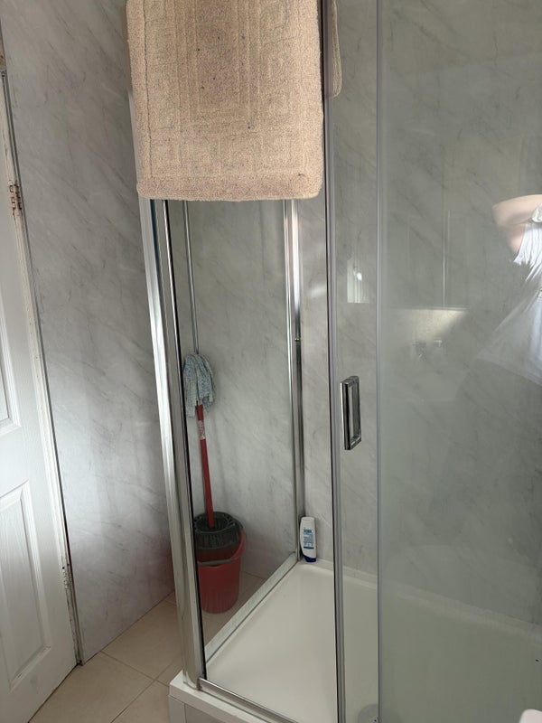 Room Fount Street in Greater London
