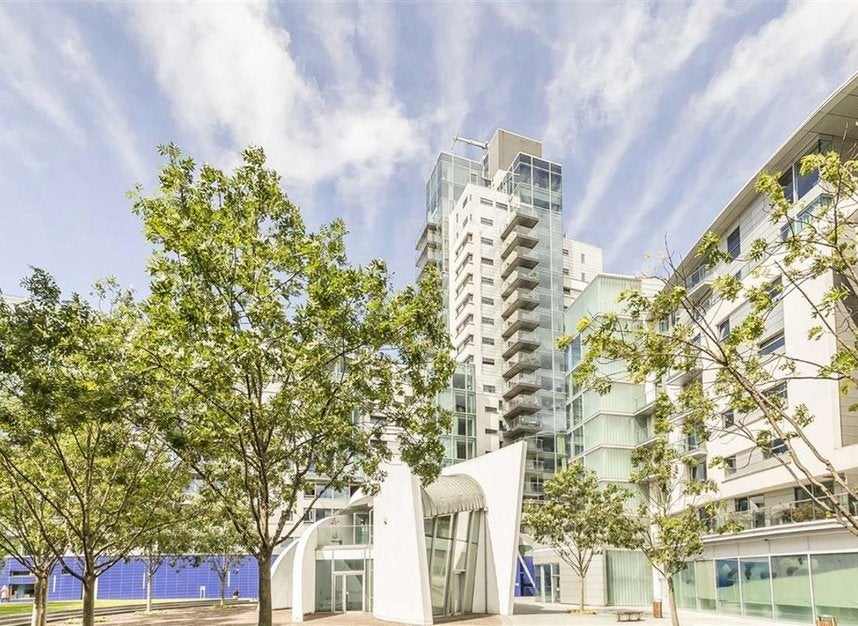 Flat Tabard Street in Greater London