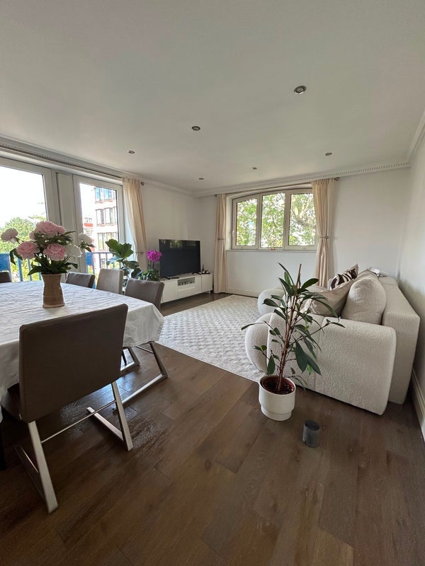 Room Hayes Place in City of Westminster
