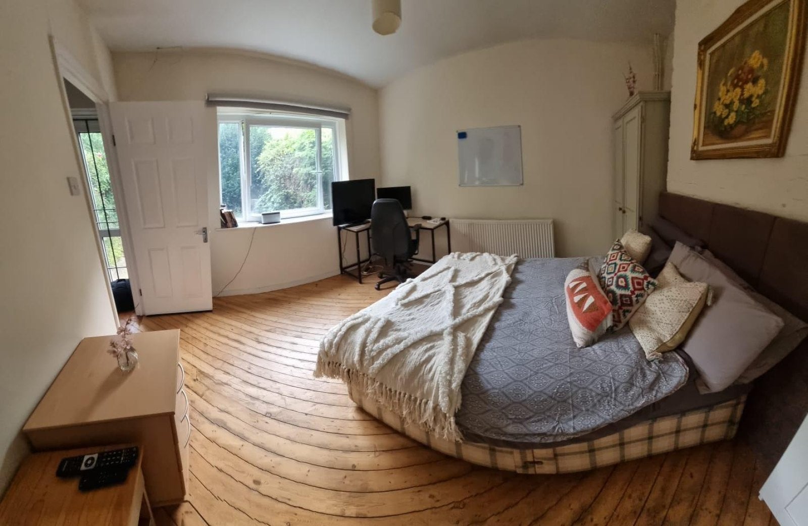 Room Halcomb Street in Greater London