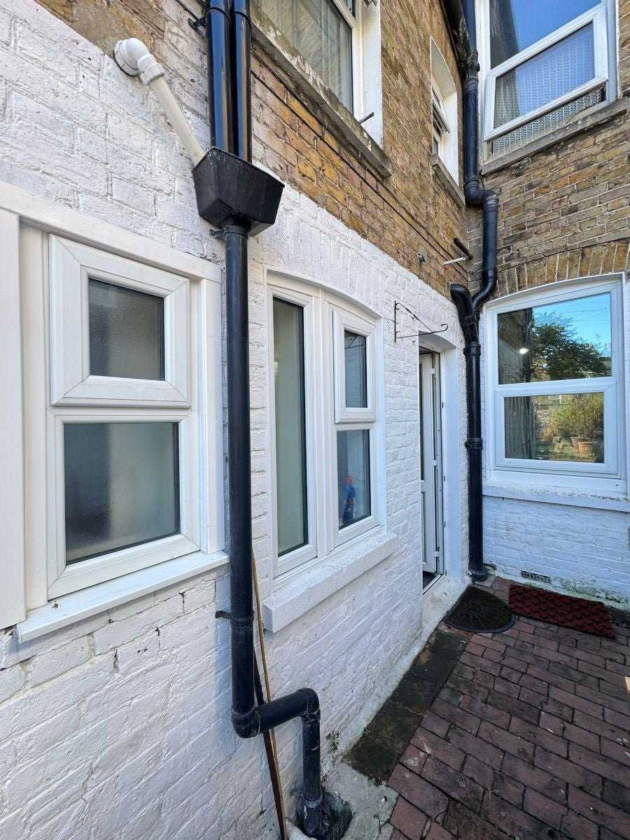 Flat Thanet Road in Thanet