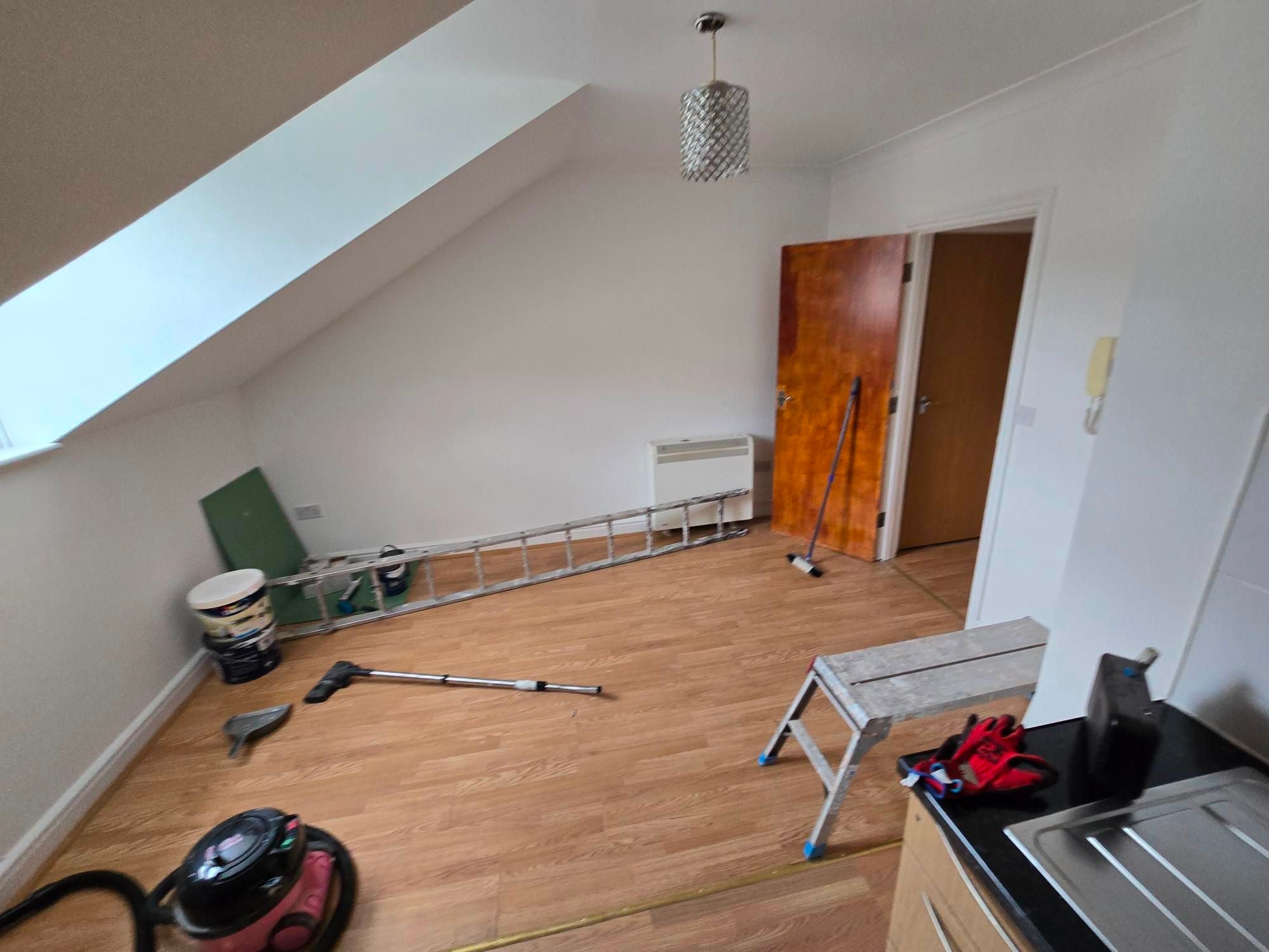 Flat Folkestone Road in Dover