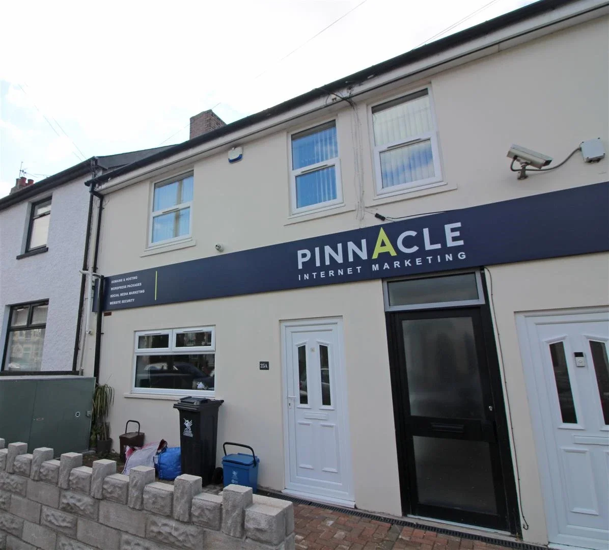Flat Pantbach Road in Cardiff