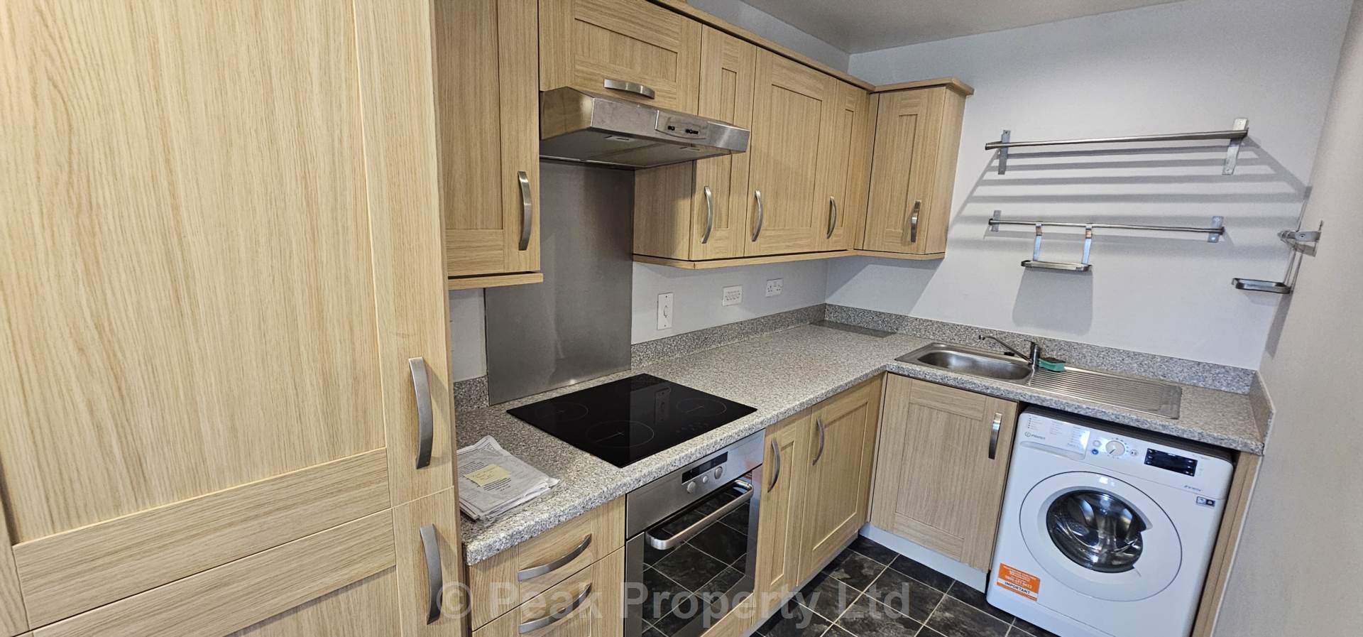 Flat Roche Close in Rochford