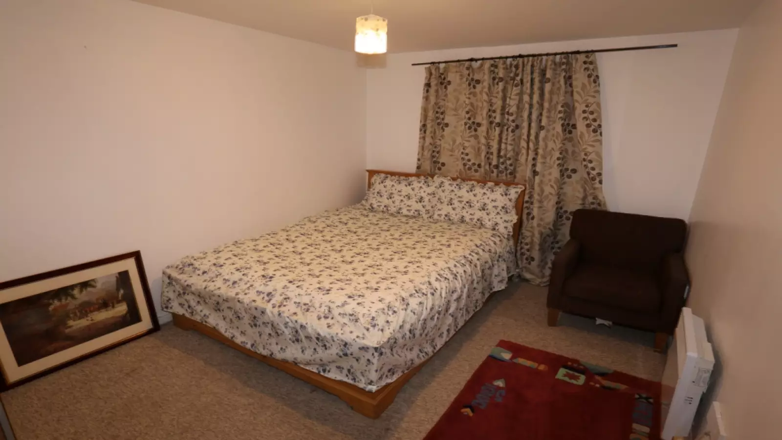 Flat Felixstowe Road in Greater London