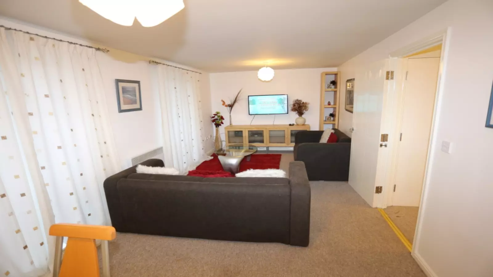 Flat Felixstowe Road in Greater London