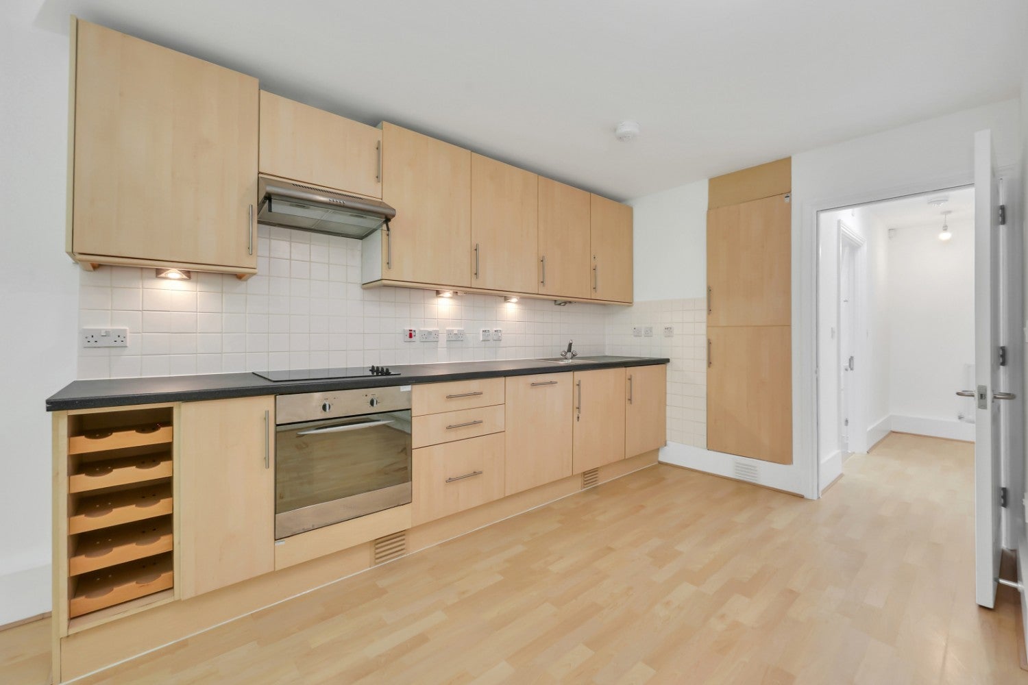 Flat Annis Road in Greater London