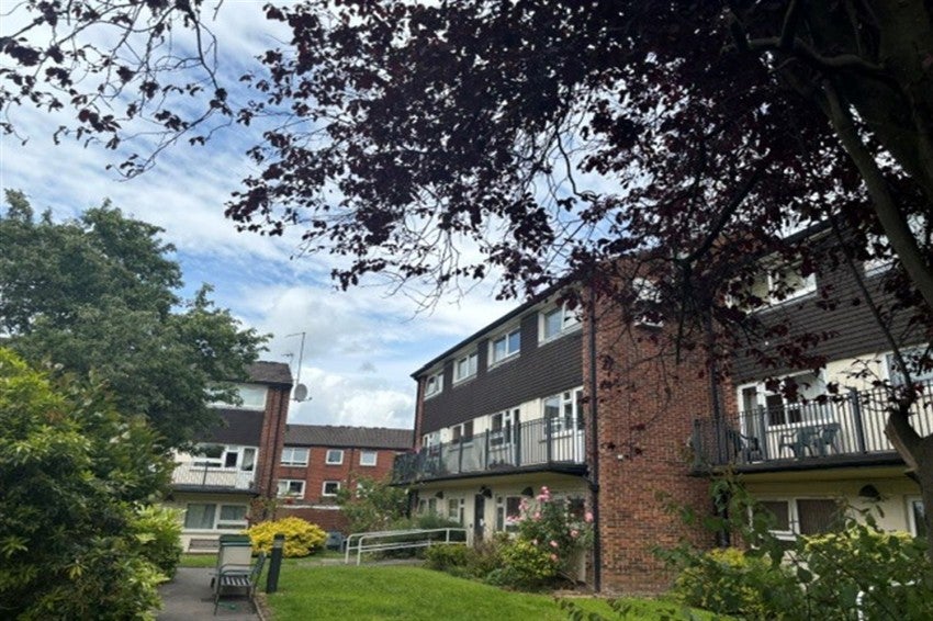 Flat Massey Street in Alderley Edge