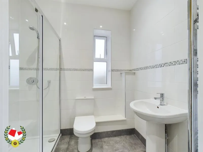 Flat Clevedon Road in Gloucester