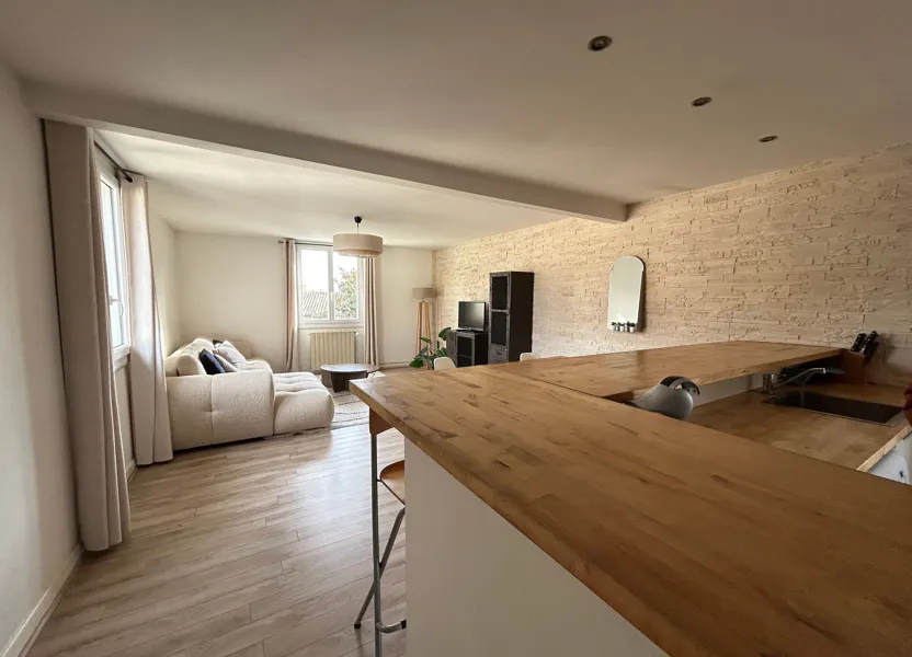 Appartement Place du Palais à Avignon